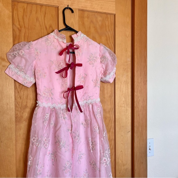 Vintage Size XS/2 Princess Style Pink Floral Maxi Dress with Bow Back - Picture 9 of 9